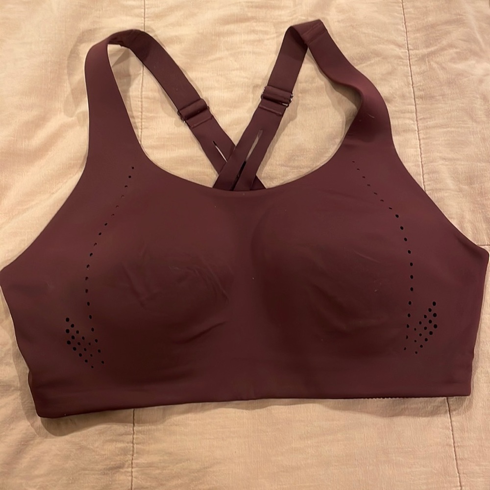 Lululemon Airsupport Bra
